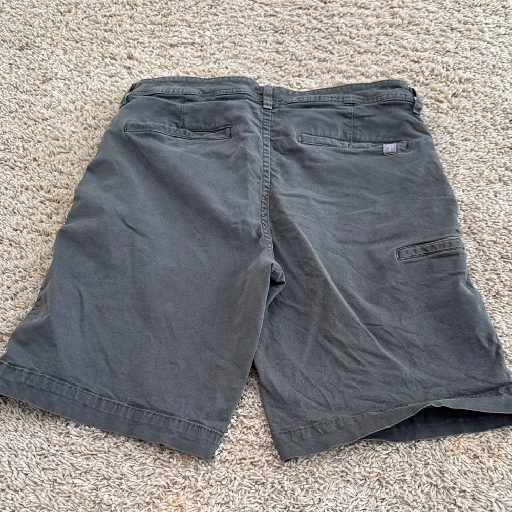 The North Face TNF Men's Gray Casual Cargo Shorts, sz 32